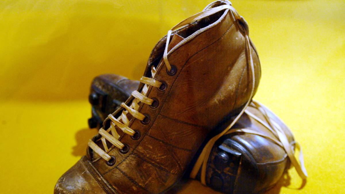 zapatos de futbol antiguos