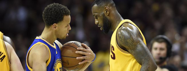 LeBron y Stephen Curry optan a ser 'Deportista del Año'