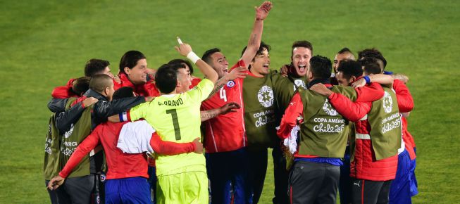 Chile 1X1: Vargas y Medel lideraron el triunfo de Chile