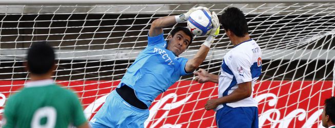 Toselli volvió al arco de la UC en goleada ante Everton