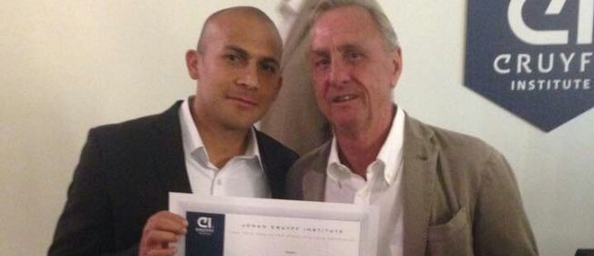 Corredor, primer colombiano en recibir maestría de Cruyff