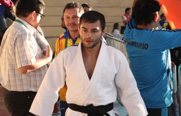 John Futtinico le da el primer bronce a Colombia