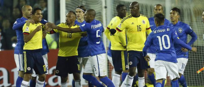 Eliminatorias: llega con duelos Jara-Cavani y Bacca-Neymar