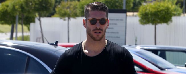 Manchester United offer €30 million and De Gea for Ramos