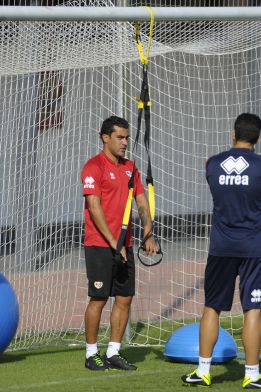 Nery Castillo entre cuatro y seis semanas de baja por lesión AS