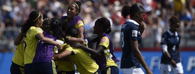 Una magnífica Colombia gana a Francia y se acerca a octavos