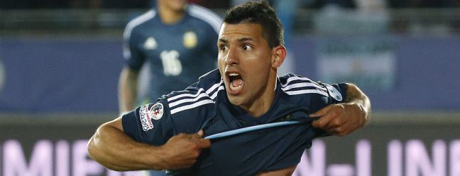 Argentina se impone con un gol de Agüero y un gran Pastore
