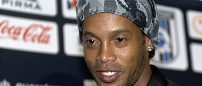 Ronaldinho está a un paso de fichar por el Vasco de Gama