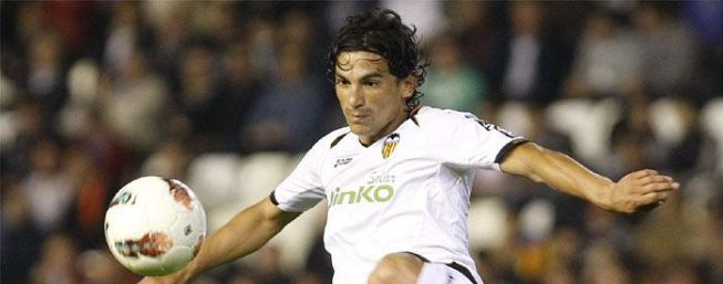 Former Valencia player Tino Costa could end up at Rayo.