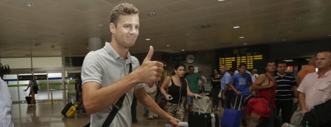 Oriol Riera ya está en A Coruña para firmar con el Deportivo