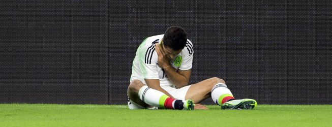 Chicharito se fractura la clavícula: no irá a la Copa Oro