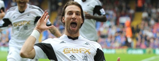 The Deportivo is considering Michu to strengthen their attack.