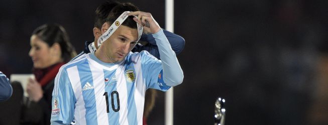 Messi vuelve a fracasar con Argentina: tercera final perdida