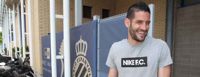 Casilla is already a Real Madrid player, pending official confirmation.