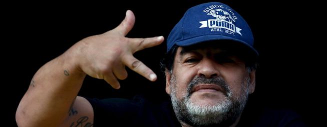 Maradona se enfrenta con su ex mujer por asuntos de dinero