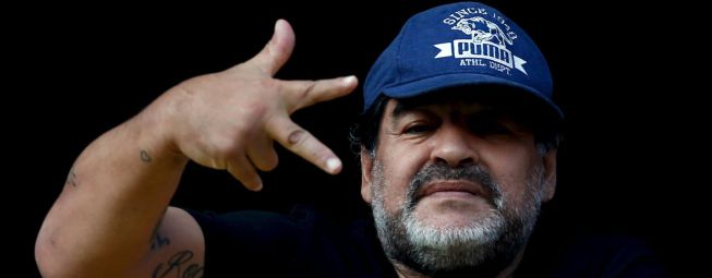 Mancuso pide una evaluación psiquiátrica para Maradona