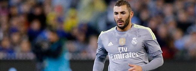 Medical report: Benzema, muscular injury in the right thigh.