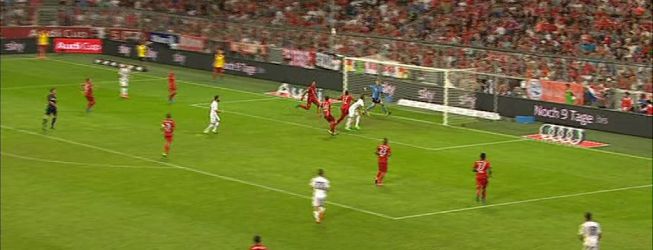 Brych escamoteó un penalti de Boateng a Ramos que era roja