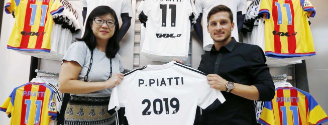 Piatti amplía su contrato con el Valencia hasta junio de 2019