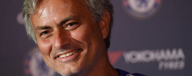 Oficial: El Chelsea renueva a Mourinho hasta el año 2019
