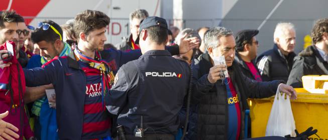 Barcelona - Sevilla: Guía para la final: huelga en el metro, cacheos 