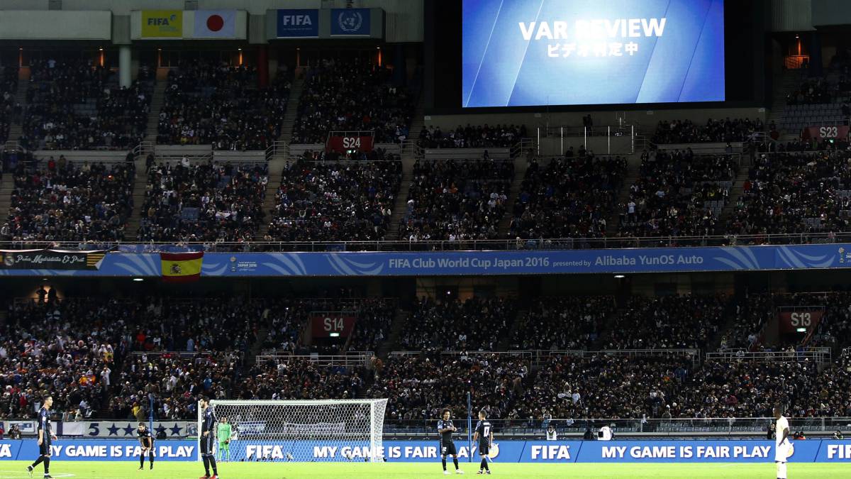 La FIFA todavía defiende la validez del sistema VAR | futbol | AS Colombia