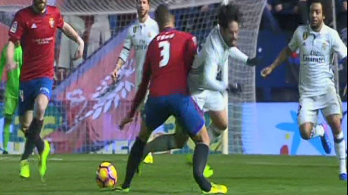 Osasuna-Real Madrid: Tano Bonnín in gruesome leg injury ... - 1200 x 674 jpeg 80kB