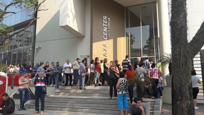 Voto argentino en Paraguay.