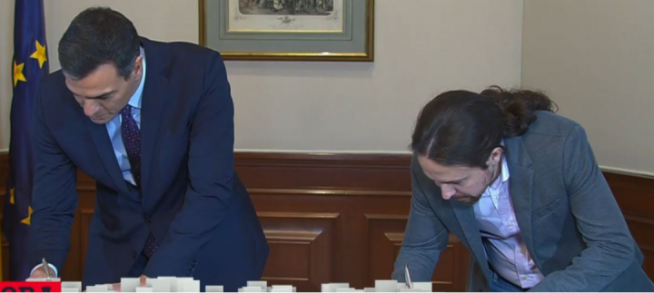Momento de la firma del acuerdo