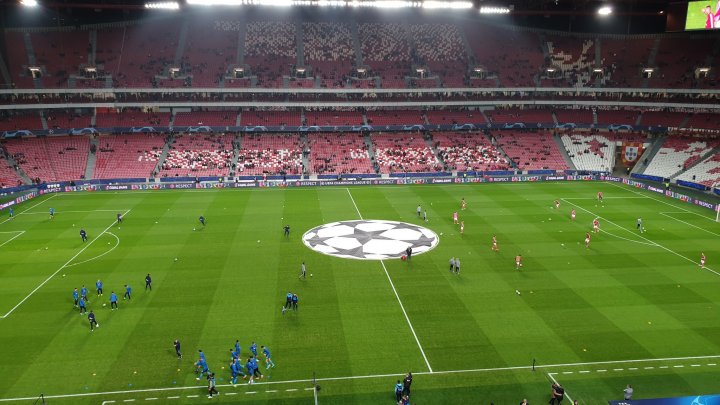 Estadio dá Luz antes del Benfica-Zenit.