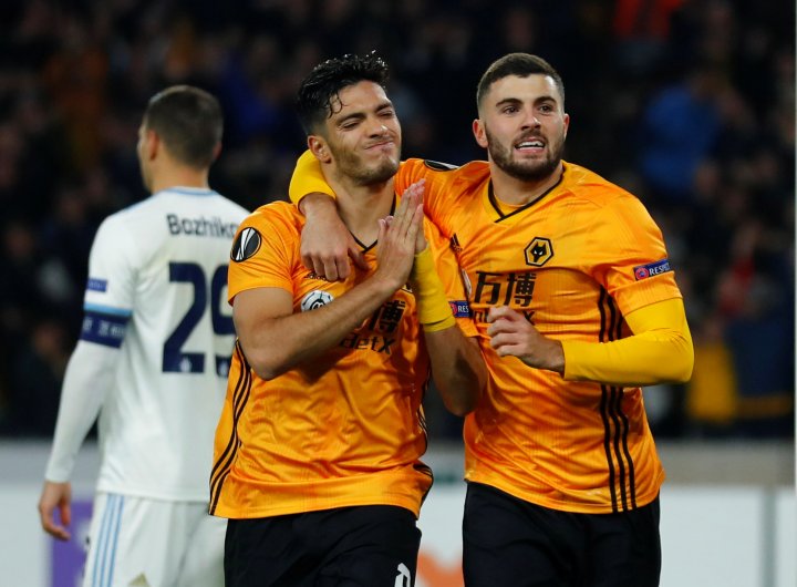 Cutrone con Raúl Jiménez
