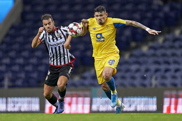 Soares