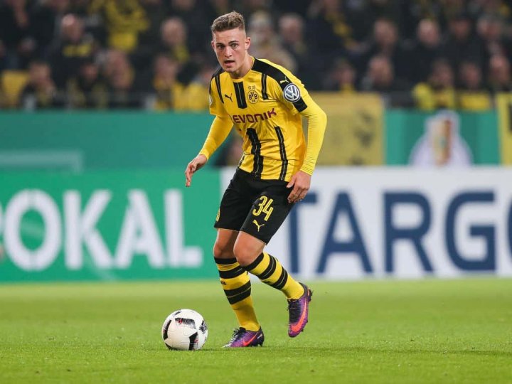 Larsen es objetivo del Bournemouth