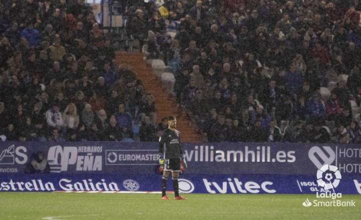 Gazzaniga durante el Ponferradina-Rayo.