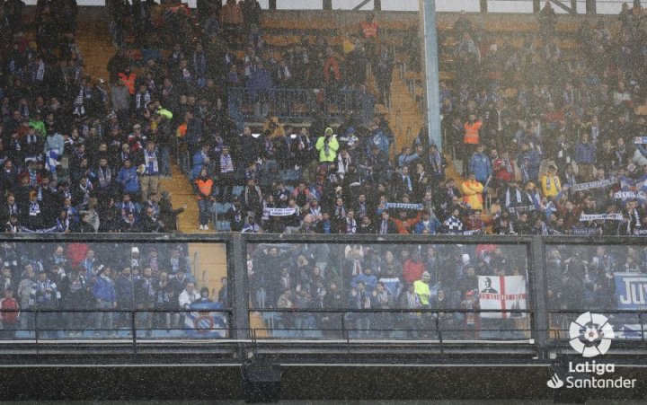Los 3.000 aficionados del Espanyol desplazados a La Cerámica.