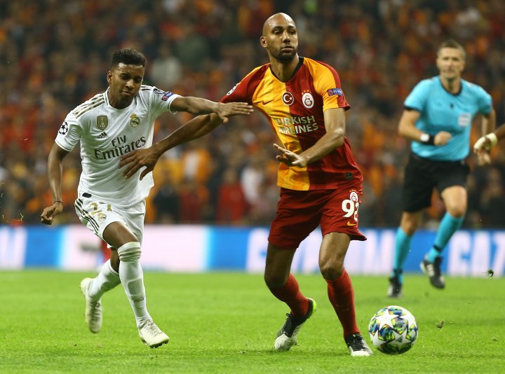 Nzonzi interesa al West Ham