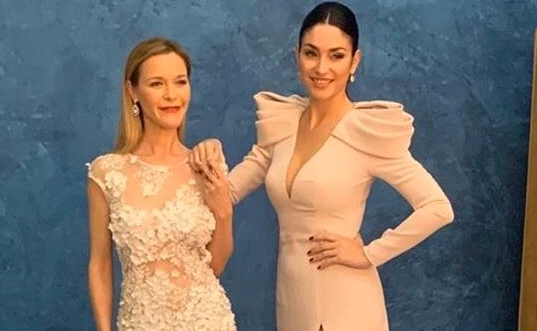 María y Celia, hijas de Marisol.