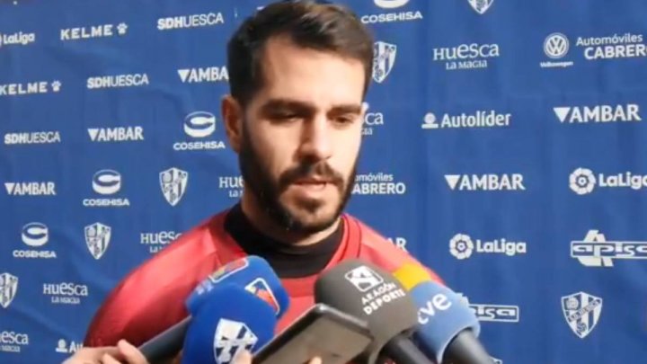 Pablo Insua se quedará en el Huesca salvo sorpresa de última hora