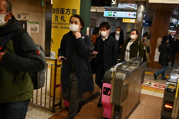 China continúa luchando contra el reloj para contener el COVID-19