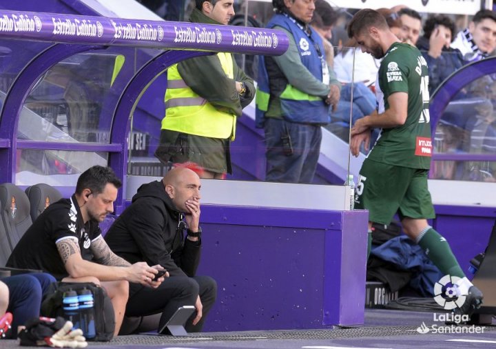 Expulsión de David López en Valladolid.