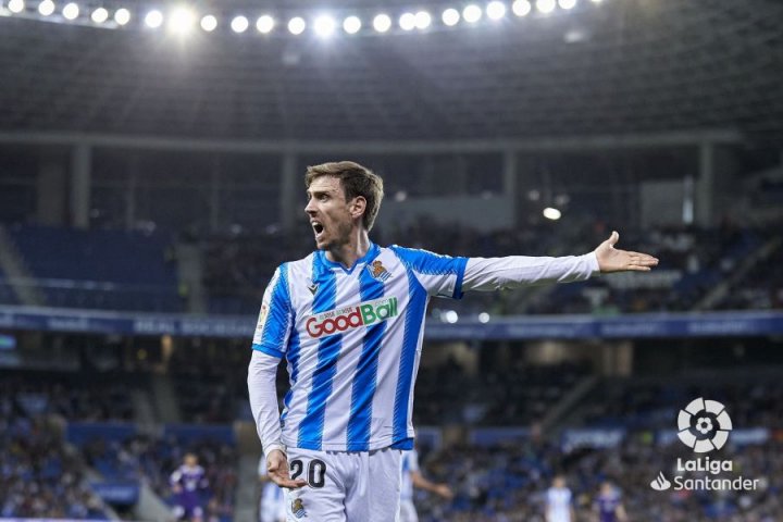 Monreal, enormemente enfadado.
