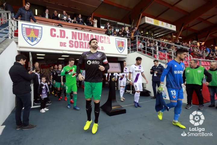 Numancia - Racing de Santander.
