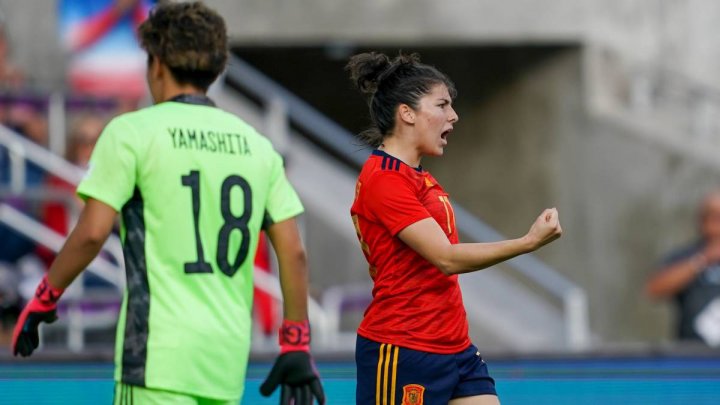 Lucía García celebra su gol ante Japón