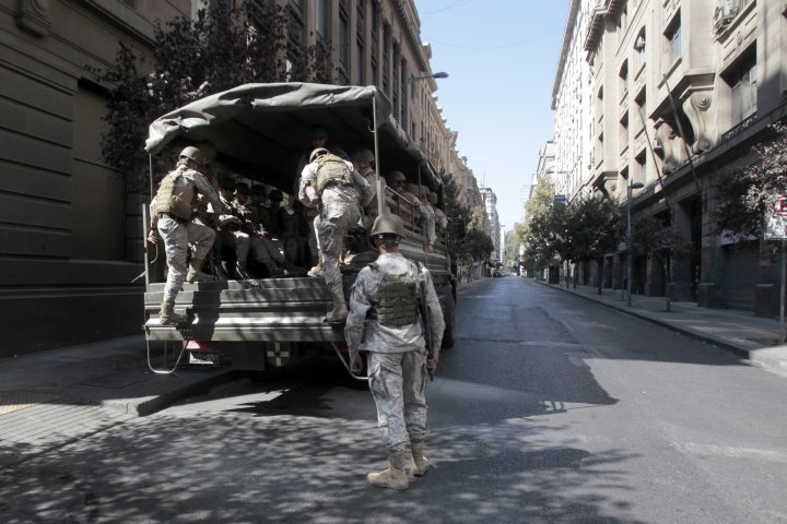 Militares en las calles de Santiago