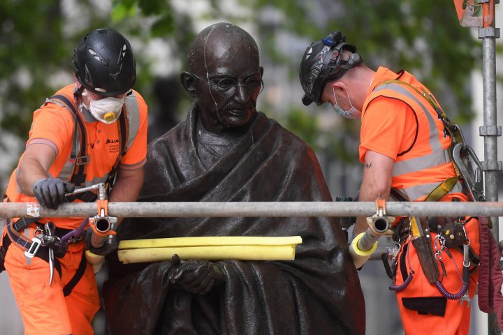 Statue in London