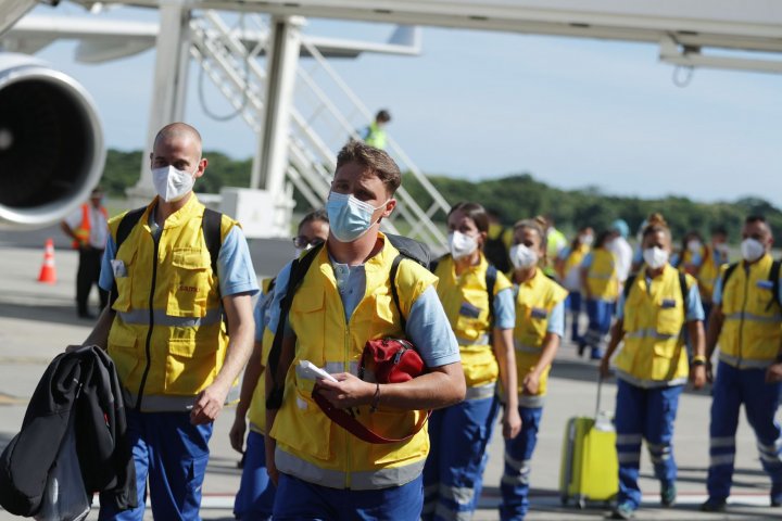 CORONAVIRUS SANITARIOS ESPAÑOLES EL SALVADOR