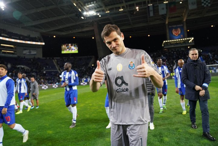 Casillas Oporto