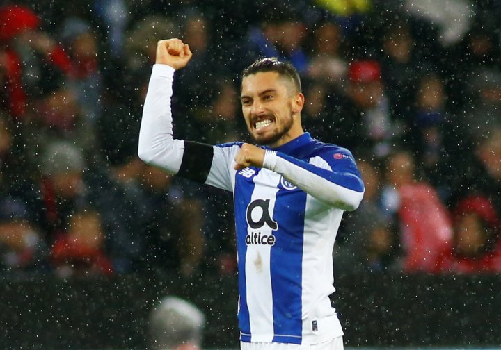 Alex Telles