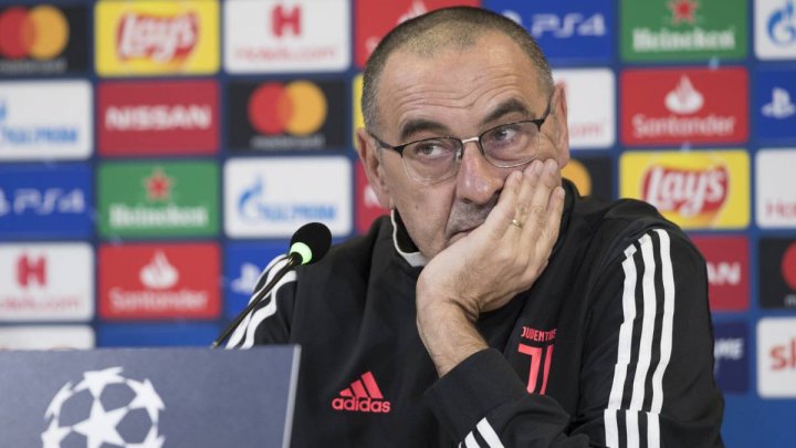 Sarri, en entredicho.
