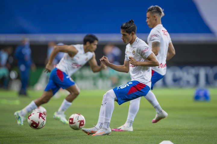 Calentamiento Chivas